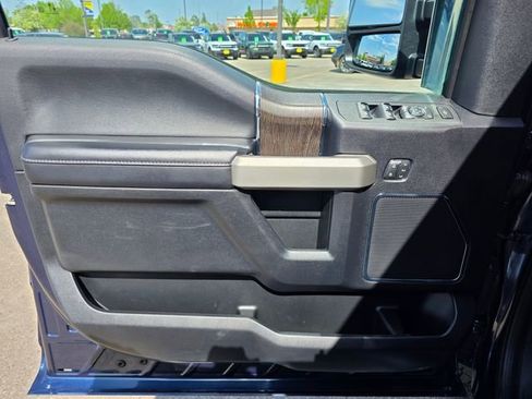 Used 2020 Ford F350 Lariat w/ Lariat Value Package AWD/4WD image 27