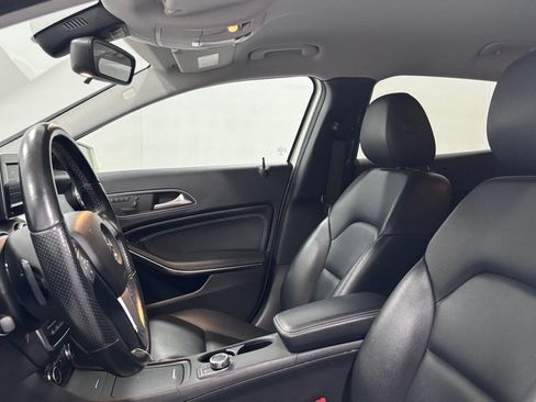 Used 2015 Mercedes-Benz GLA 250 4MATIC image 12