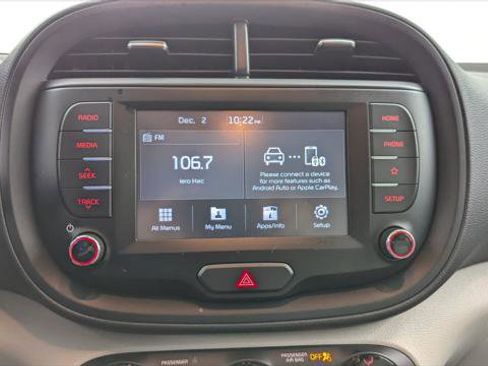 Used 2020 Kia Soul LX image 27