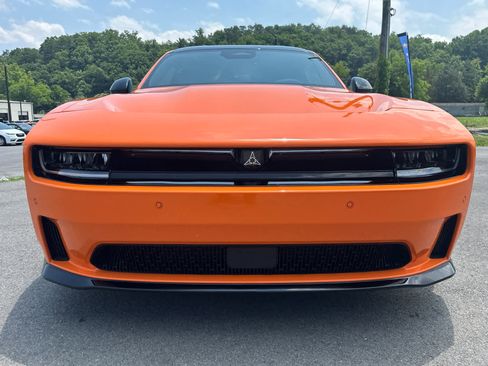 New 2025 Dodge Charger Daytona R/T w/ Quick Order Package 25M R/T AWD/4WD image 2