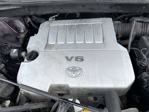 Used 2012 Toyota Highlander 4WD w/ Tech Pkg image 26