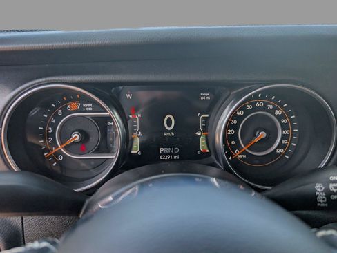 Used 2020 Jeep Wrangler Unlimited Sahara AWD/4WD image 62