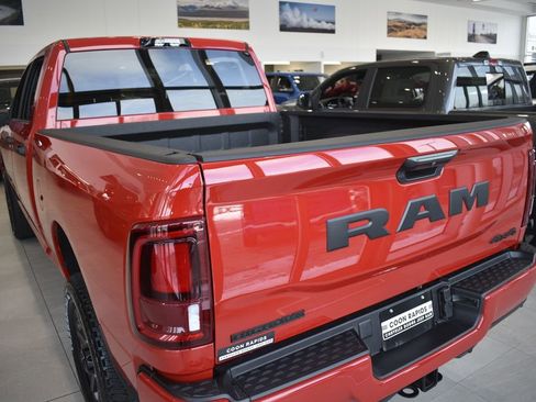 New 2026 RAM 2500 Big Horn AWD/4WD image 4