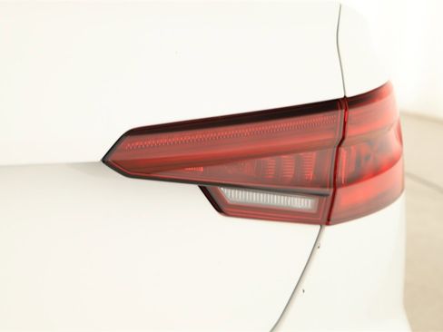 Used 2019 Audi A4 2.0T Premium Plus w/ Premium Plus Package image 29