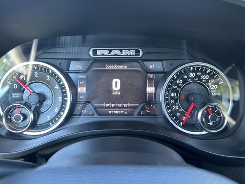Used 2020 RAM 1500 Laramie w/ Sport Appearance Package AWD/4WD image 17