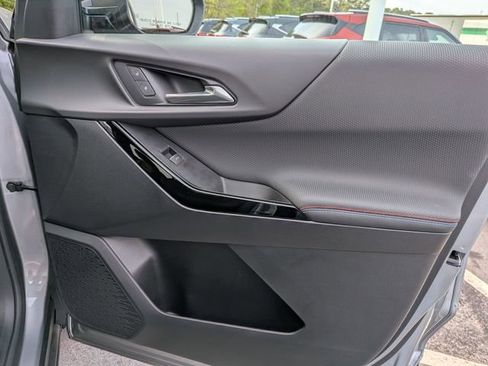 Used 2025 Chevrolet Equinox RS w/ Safety and Technology Package image 25