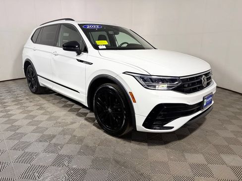 Used 2022 Volkswagen Tiguan SE R-Line AWD/4WD image 9