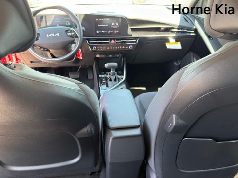 New 2026 Kia Niro LX FWD image 23
