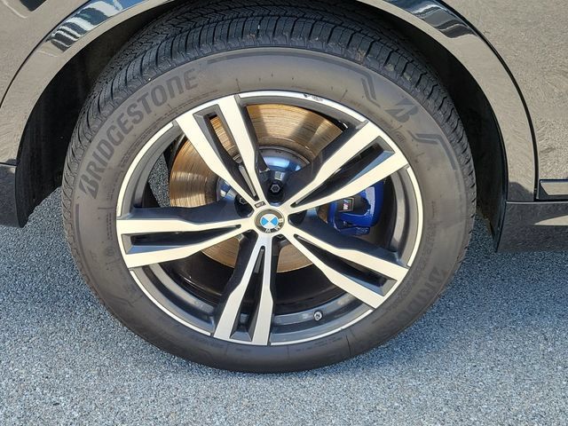 Used 2025 BMW X7 M60i AWD/4WD image 7