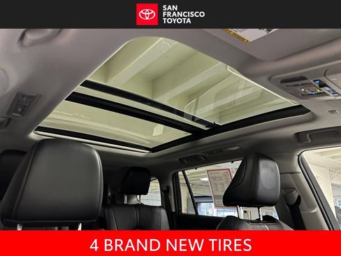 Used 2022 Toyota Highlander Platinum AWD/4WD image 23