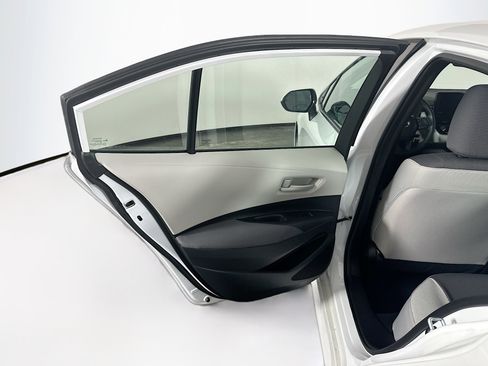 Used 2026 Toyota Corolla LE FWD image 25