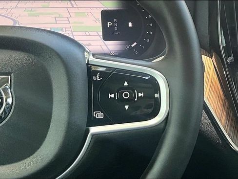 Certified 2023 Volvo XC60 B5 Plus w/ Climate Package AWD/4WD image 28