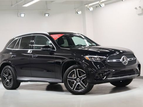 Certified 2026 Mercedes-Benz GLC 300 4MATIC image 8