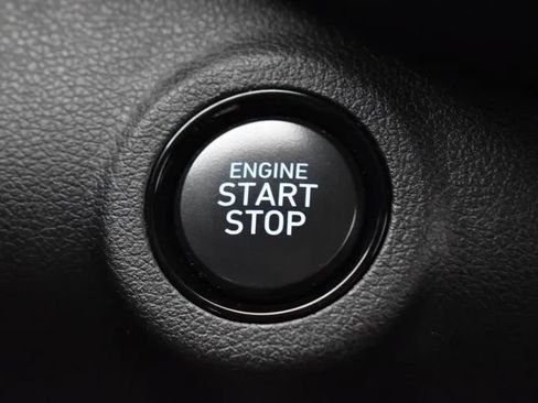 Used 2024 Hyundai Venue Limited FWD image 35