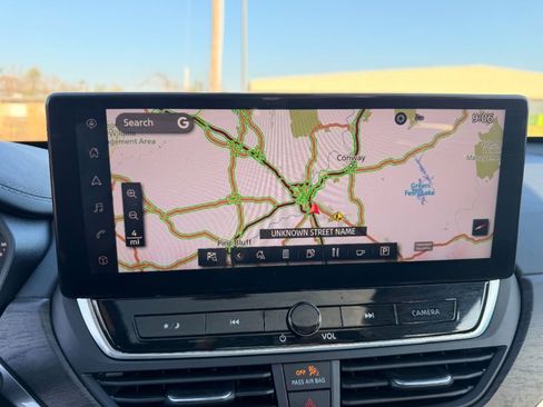 Used 2023 Nissan Altima 2.5 SL image 5