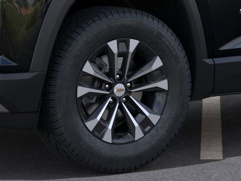 New 2026 Chevrolet Equinox LT FWD image 9