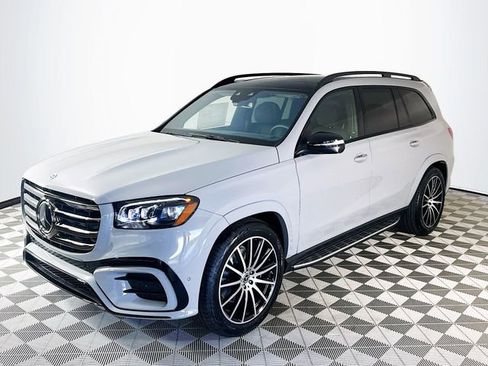 New 2026 Mercedes-Benz GLS 450 4MATIC image 3