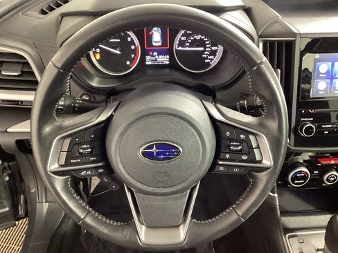 Used 2022 Subaru Forester Premium image 24