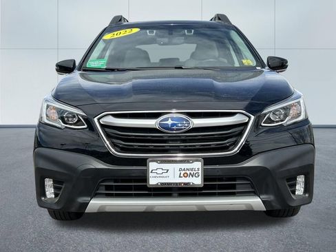 Used 2022 Subaru Outback Limited XT image 3