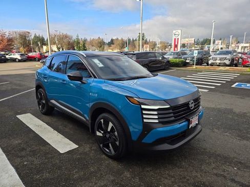 New 2026 Nissan Kicks SR w/ SR Premium Package image 3