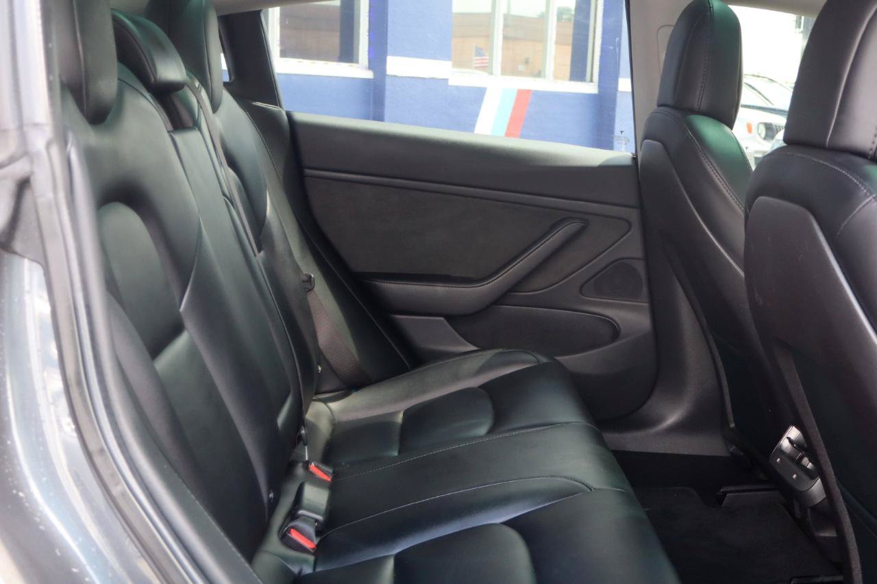 Used 2018 Tesla Model 3 Long Range AWD/4WD image 19