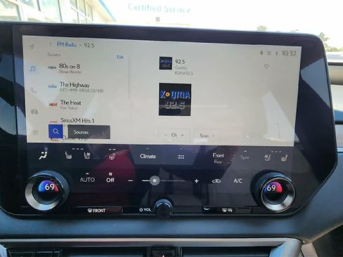 Used 2023 Lexus RX 350 AWD w/ Protection Package (P2) image 19