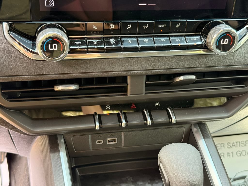 New 2026 Chevrolet Colorado Trail Boss AWD/4WD image 22