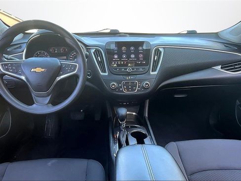 Used 2023 Chevrolet Malibu LT image 7