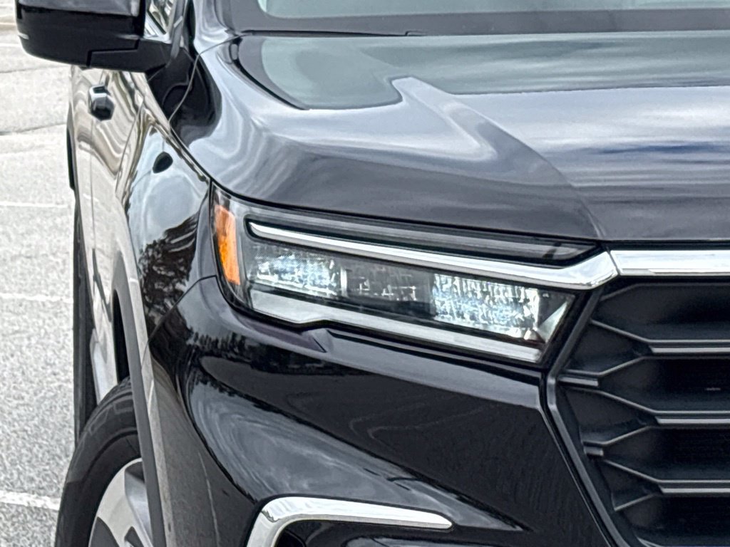 Used 2025 Honda Pilot EX-L image 4