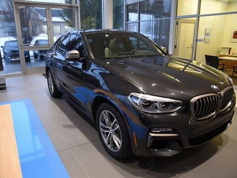 Used 2019 BMW X4 M40i image 4