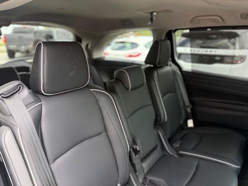 Used 2025 Honda Odyssey Touring image 39