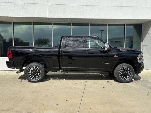 New 2026 RAM 2500 Limited AWD/4WD image 2