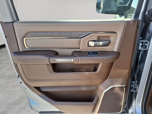Used 2021 RAM 2500 Limited AWD/4WD image 19