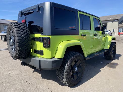 Used 2016 Jeep Wrangler Unlimited Sahara w/ Dual Top Group image 31