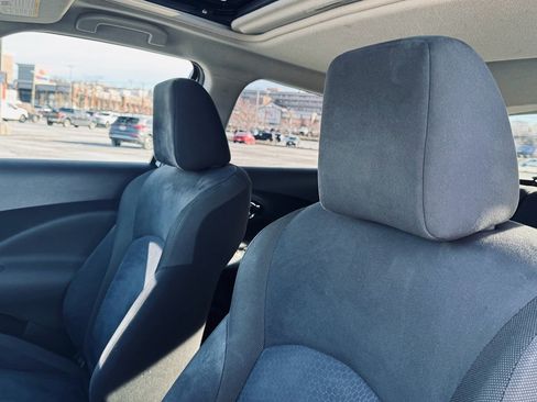 Used 2015 Nissan Juke SV w/ Cold Weather Package image 10