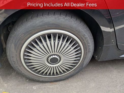 Used 2020 Toyota Corolla LE FWD image 8