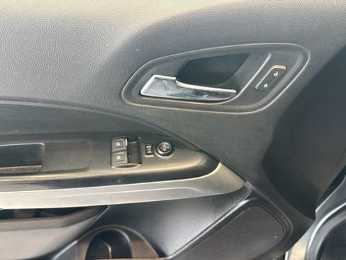 Used 2018 Chevrolet Colorado LT w/ LT Convenience Package AWD/4WD image 9