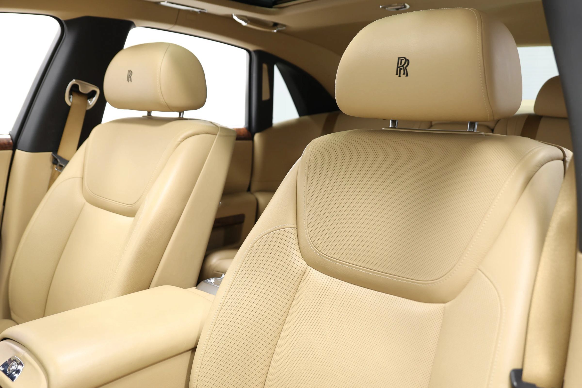 Used 2015 Rolls-Royce Ghost RWD image 20