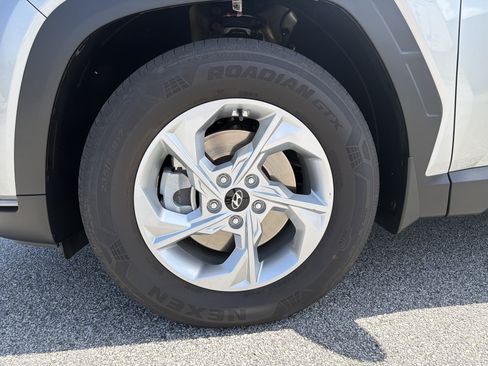 Used 2022 Hyundai Tucson SEL FWD image 13