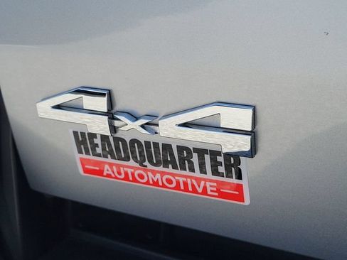 Used 2024 Toyota Tacoma SR5 AWD/4WD image 6