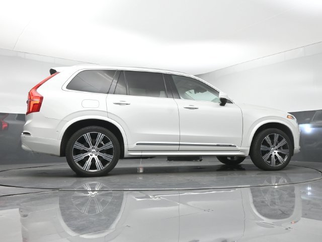 Used 2024 Volvo XC90 T8 Plus w/ Protection Package Premier AWD/4WD image 17