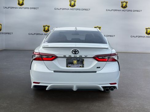 Used 2023 Toyota Camry SE FWD image 4