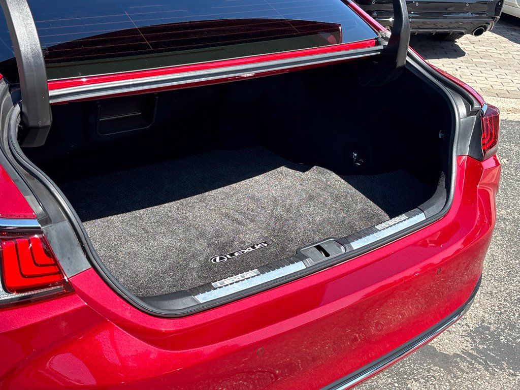 Used 2019 Lexus ES 300h w/ Accessory Package 2 FWD image 28