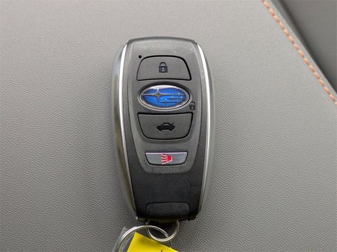 New 2026 Subaru Crosstrek 2.5i Limited w/ Crosstrek Mirror Package image 32