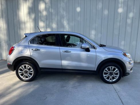 Used 2016 FIAT 500X Lounge FWD image 2