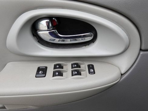 Used 2007 Chevrolet TrailBlazer LS w/ LS Preferred Equipment Group AWD/4WD image 57