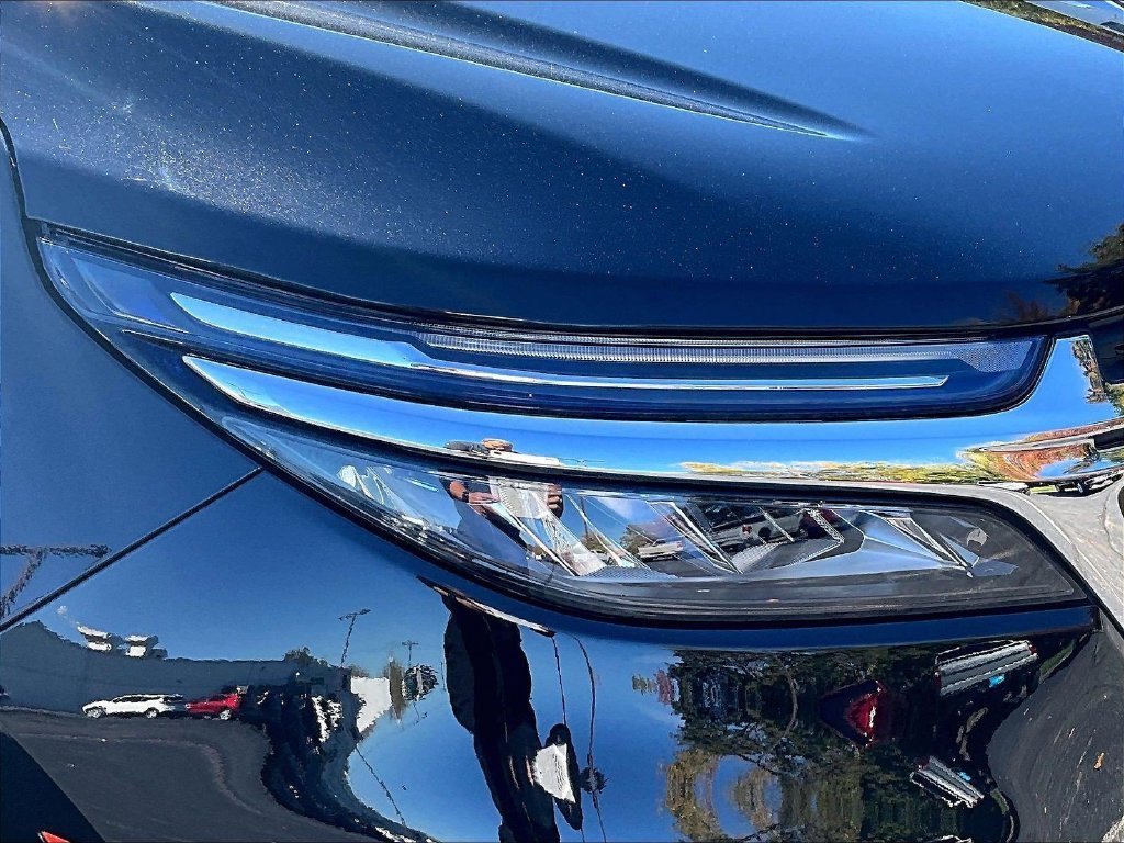 Used 2023 Chevrolet Equinox LT AWD/4WD image 34