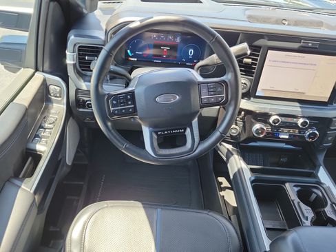 Certified 2025 Ford F250 Platinum AWD/4WD image 16