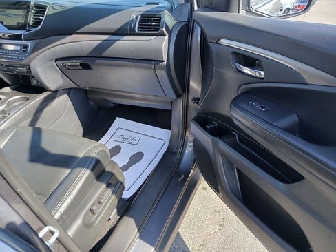 Used 2019 Honda Pilot EX-L image 16