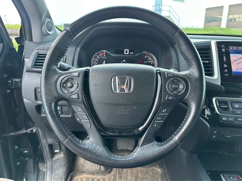 Used 2018 Honda Pilot Elite image 12